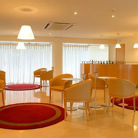Apartament Mare *